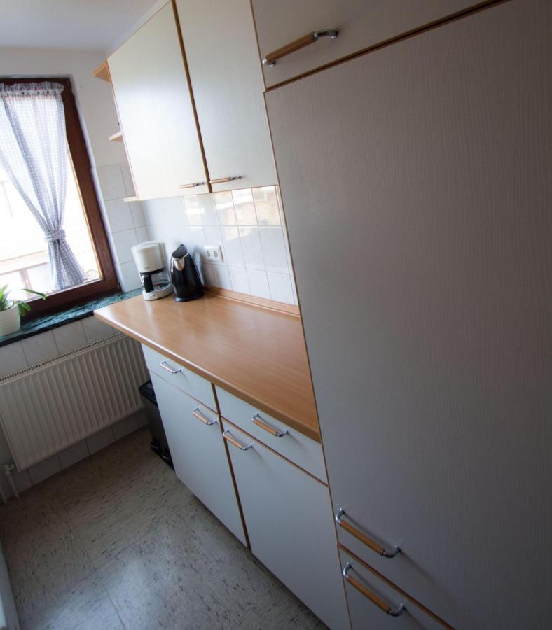 Ferienwohnungen-Neue-Tiefe-Wohnung-Kleiderbuegel Neue Tiefe Fehmarn 외부 사진