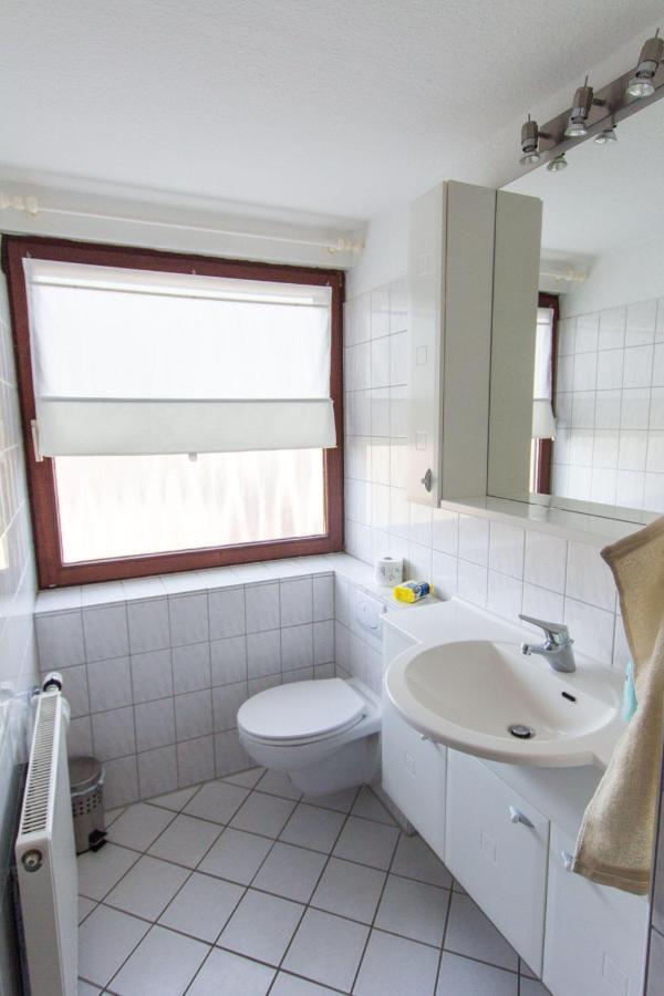 Ferienwohnungen-Neue-Tiefe-Wohnung-Kleiderbuegel Neue Tiefe Fehmarn 외부 사진
